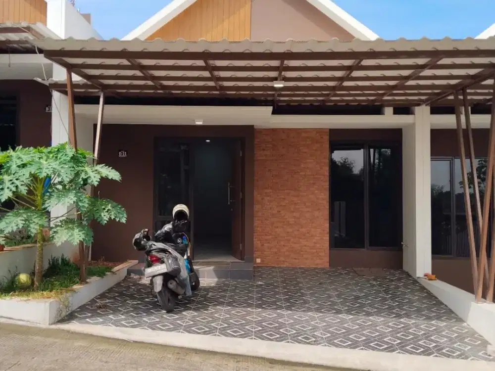 RUMAH CLUSTER DI KOTA WISATA CIBUBUR BEBAS BANJIR SHM DEKAT TOL