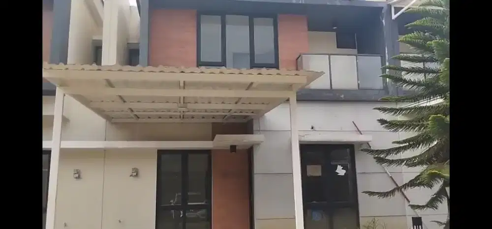 DIJUAL RUMAH ASRI, BEBAS BANJIR LOKASI STRATEGIS, AMAN