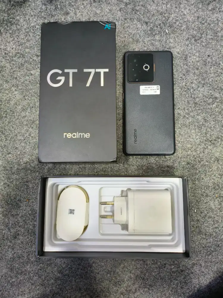 Realme GT 7T 12/256gb