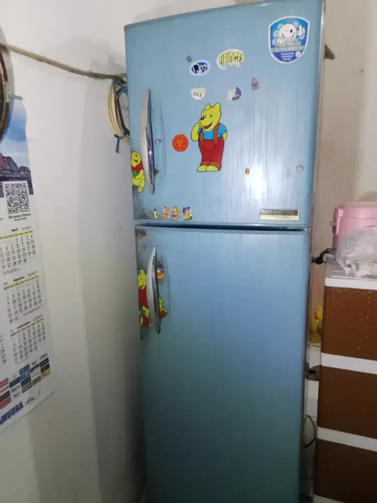 Kulkas 2 Pintu Toshiba