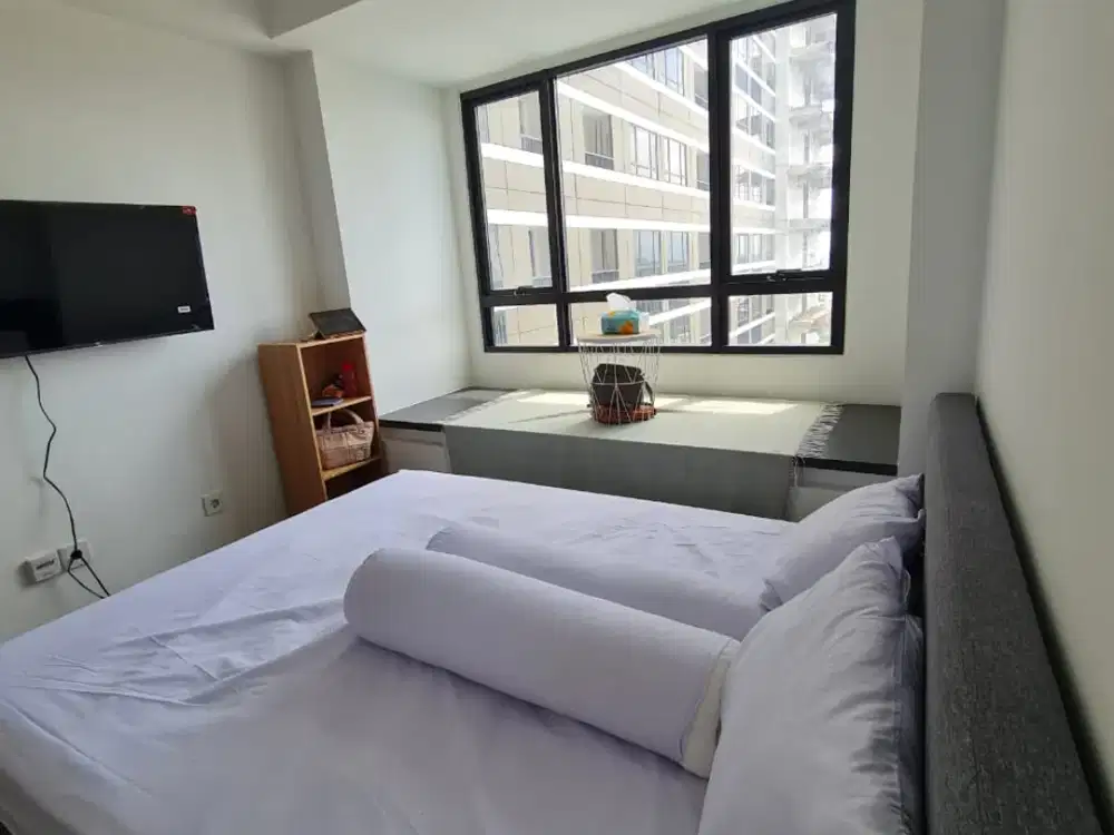 Disewakan Apartemen Full Furnish Siap Huni di Collins Boulevard