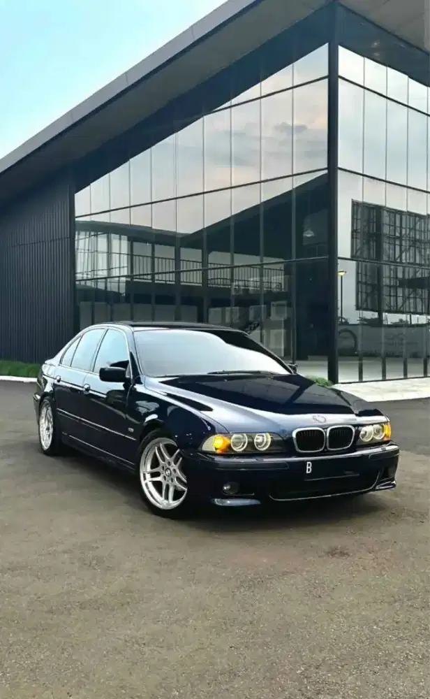 BMW E39 523i AT 1996