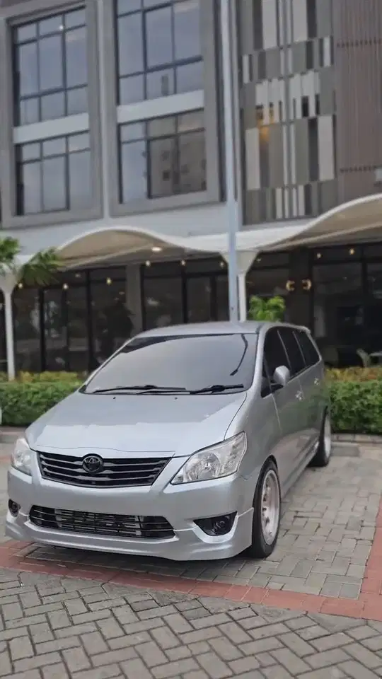Toyota Kijang Innova 2011 Diesel