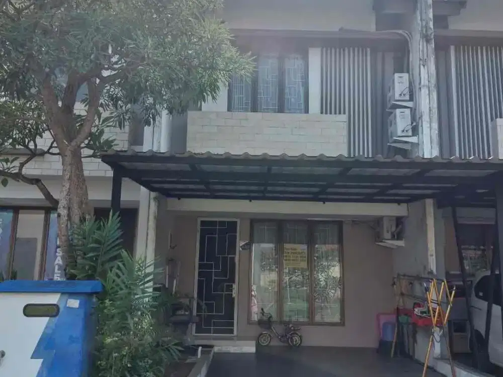 Dijual rumah di Cluster Graha Raya