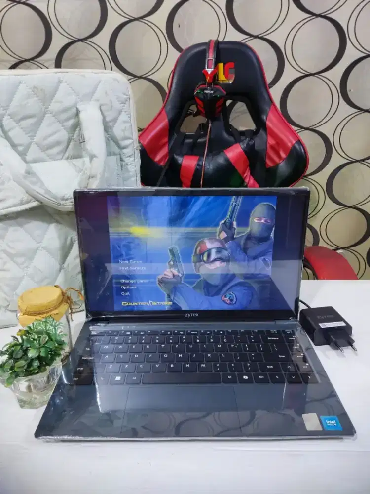 Laptop ZYREX Lifebook DUAL SSD 128Gb RAM 8Gb SLIM BEZELESS