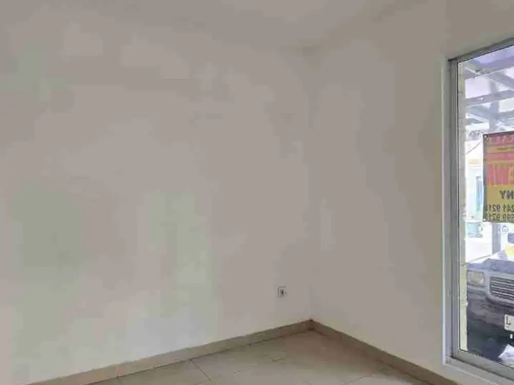 Disewakan Rumah 2 Lt di Green Lake City 6 x 15 m2 ada 3+1 kt 3+1 km unfurnished siap huni, carport 2 mobil, row jln 3 mobil, Ayo survei yuk, net price ya!!