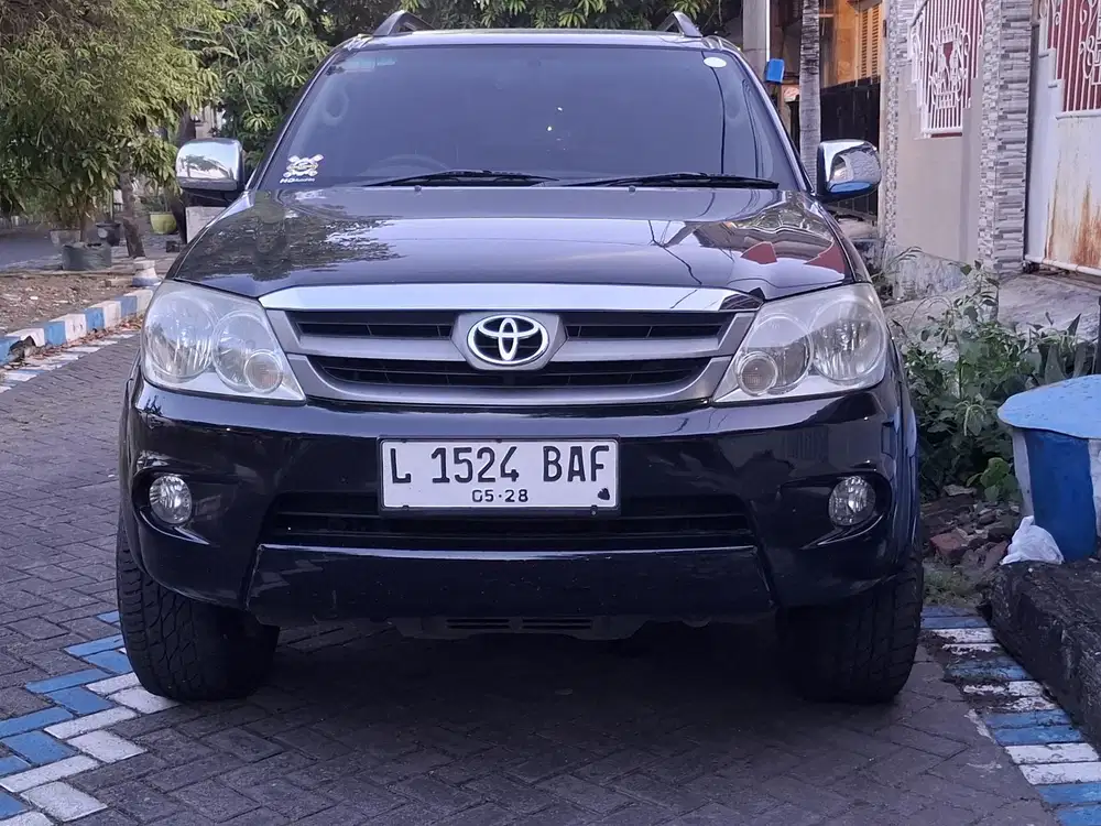 Toyota Fortuner 2005 Bensin