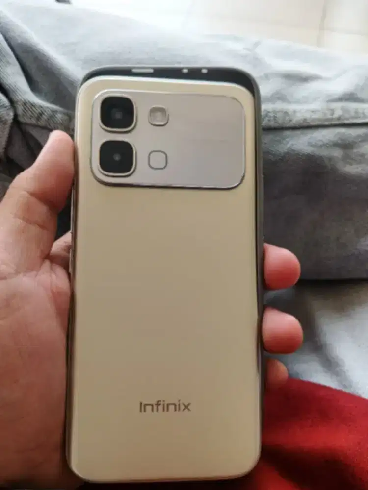 Infinix note edge 5G 8/256