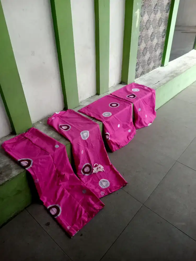 Di jual baru dan original 4 buah  wa dan hp yg cepat dia dapat