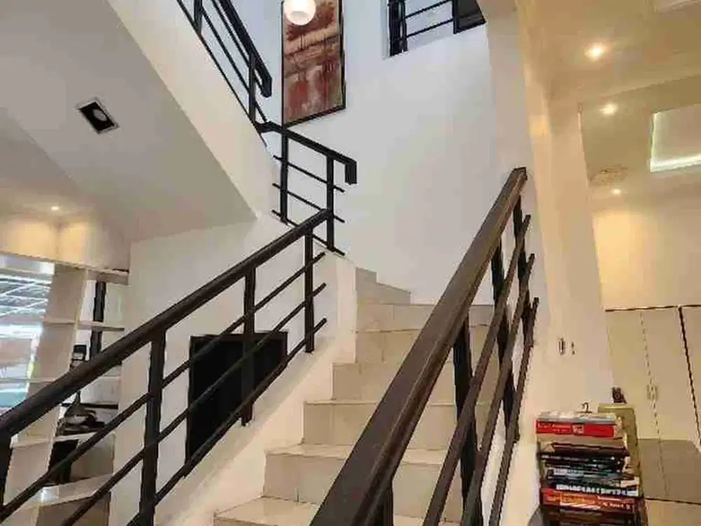 jual cepat rumah cantik siap huni San Lorenzo gading serpong