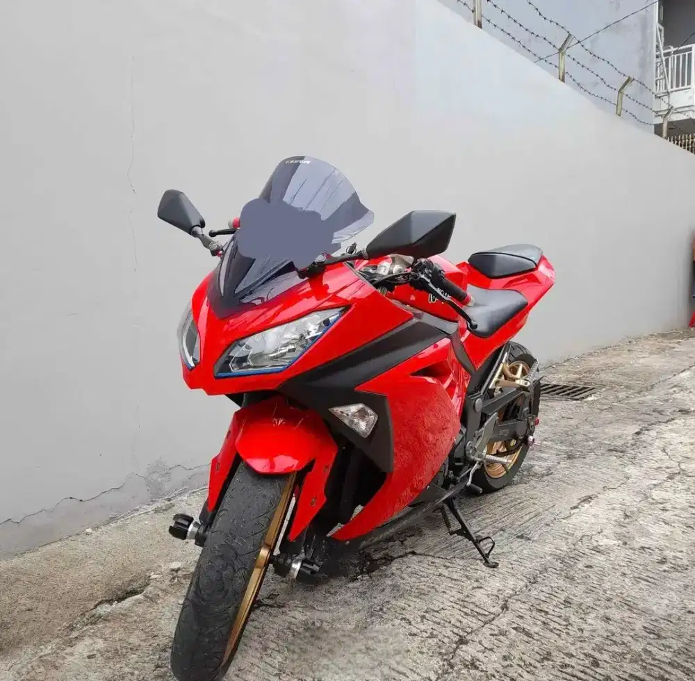 Dijual ninja 250 fi tahun 2013