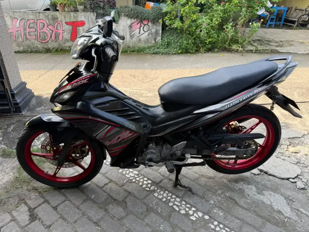 Jupiter MX kopling THN 2012 plat AB Wonosari