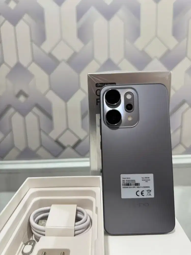 Oppo Reno 14 Pro 12/512