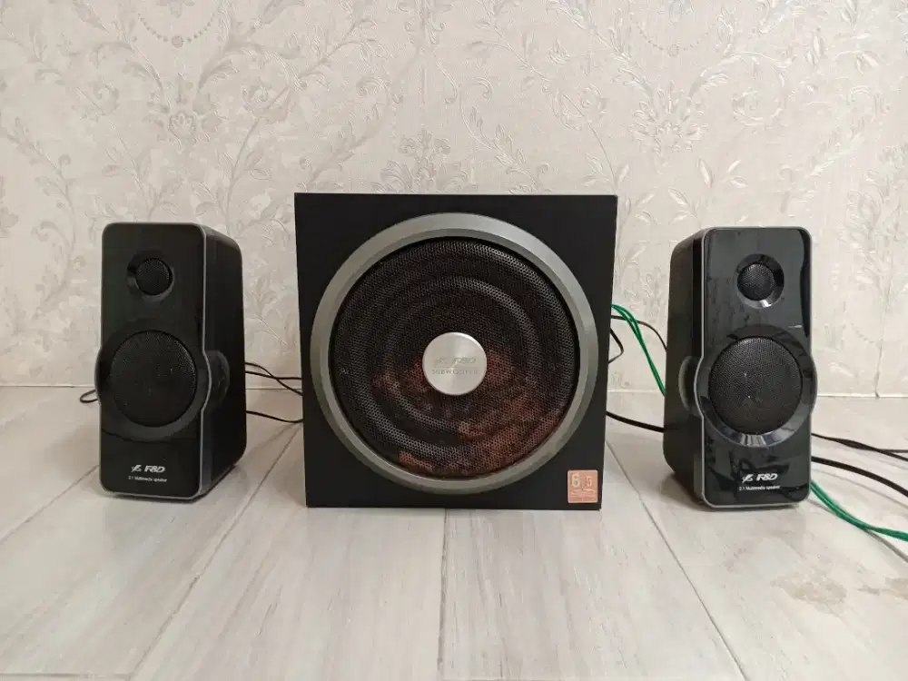 Speaker Fenda 2.1