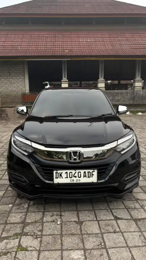 DIJUAL HRV 1.5 E+ WARNA HITAM
