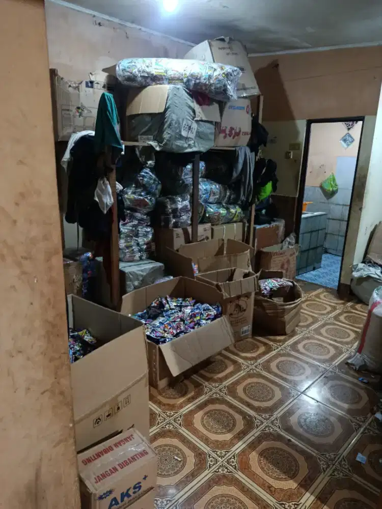 Dibutuhkan orang yang siap kerja jadi sales mainan