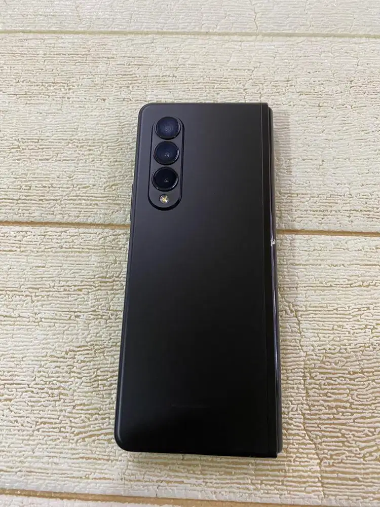 Samsung Fold3 12/256 black NO Black