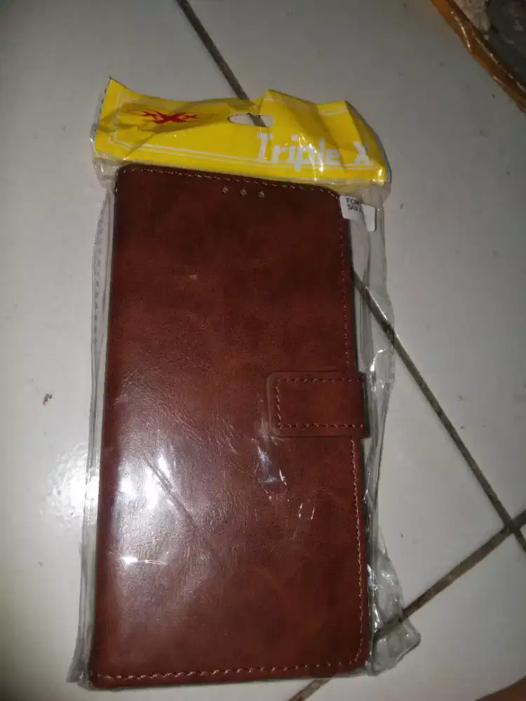 FLIP COVER SAMSUNG A7 2018 BARU
