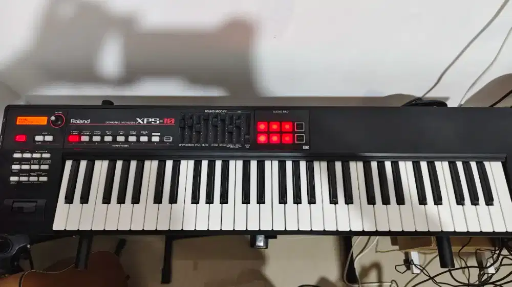 Keyboard Roland XPS-10 Synthesizer
