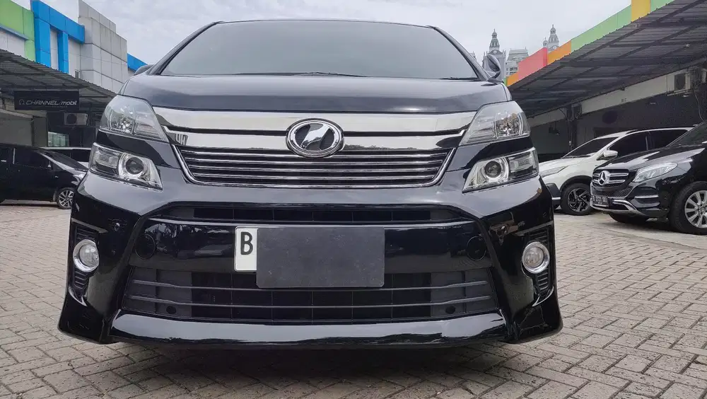 Toyota Vellfire Z Pilot Seat 2014