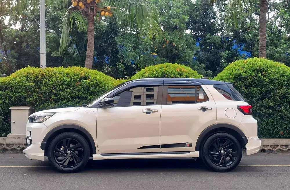 KONDISI SUPER!! Toyota Raize 1.0T GR Sport AT 2023 LIKE NEW