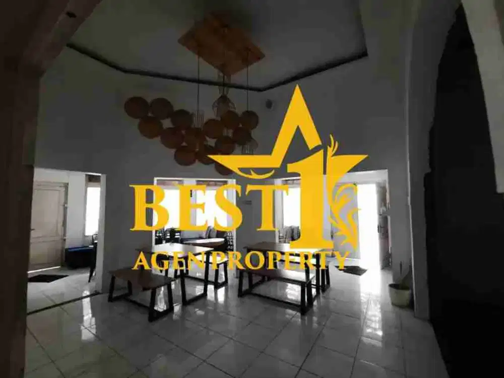 Dijual Rumah Sayap Riau                Lokasi strategis, cocok utk kuliner, kantor atau bank.