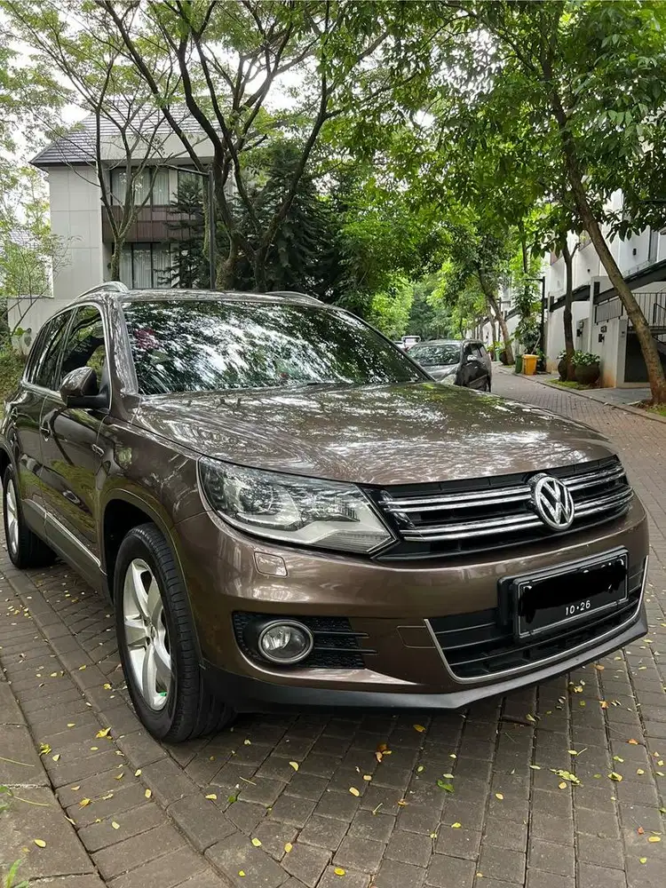 VW Tiguan Highline - Tipe Tertinggi