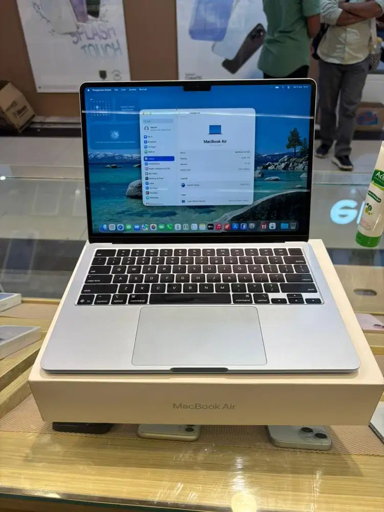 Macbook Air M4 16/256Gb iBox bh 100% cc 14