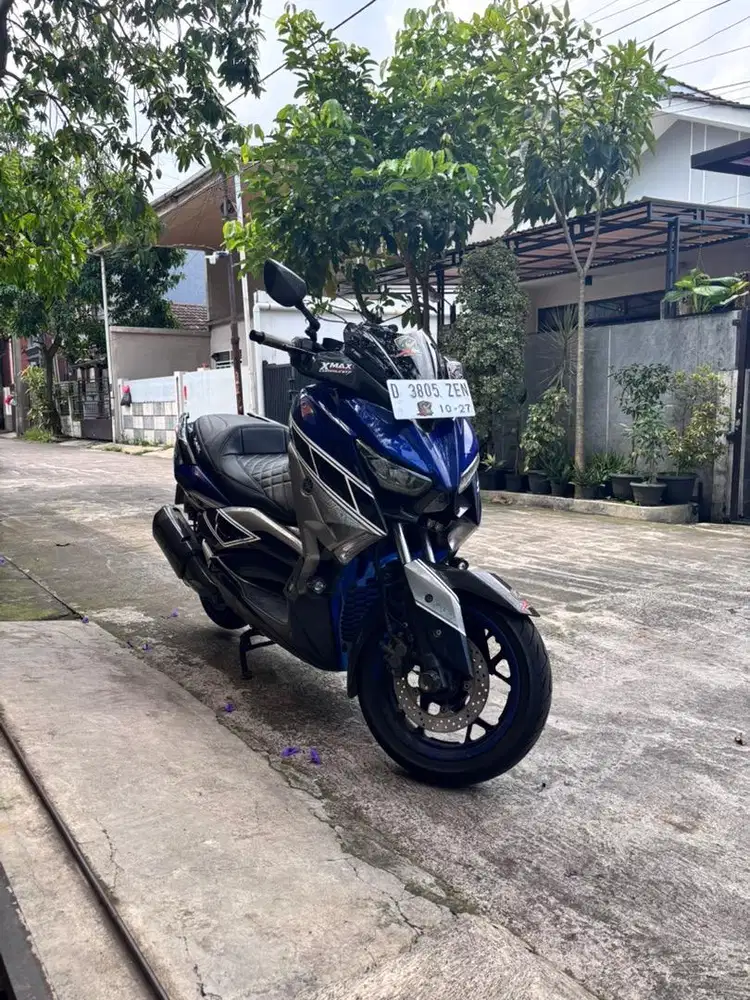 Jual cepat Yamaha XMAX 250 siap pakai