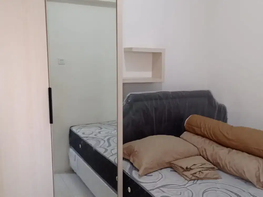 Dijual Apartemen Surabaya Barat Puncak CBD 2 BR FUll Furnish 200Jt