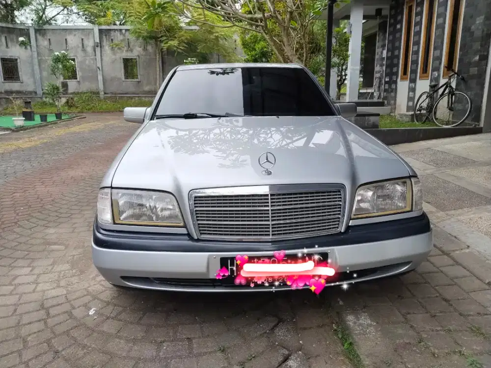 Mercedes Benz W202 terawat mulus