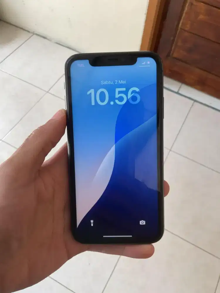 iPhone 11 64gb ibox