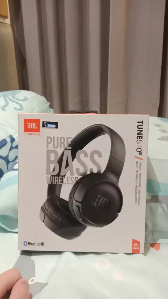 HEADPHONE JBL FULL BASS MASIH SEGEL BARU
