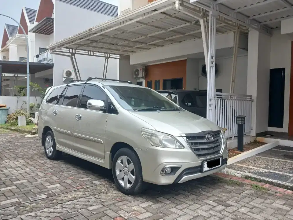 Toyota Kijang Innova Tipe V Barong Tahun 2006 Sudah Upgrade 2015