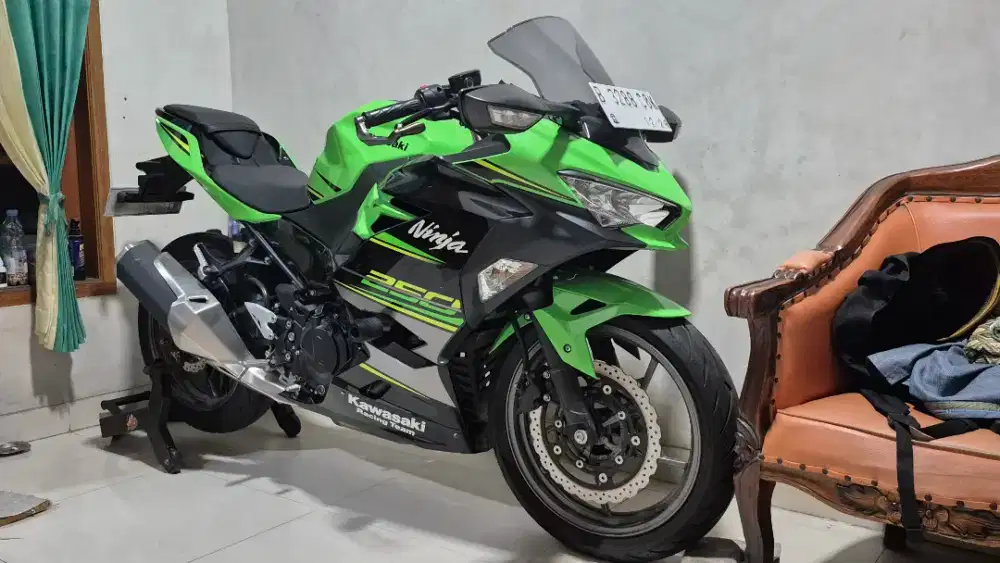 Kawasaki Ninja 250 FI Tahun 2018
