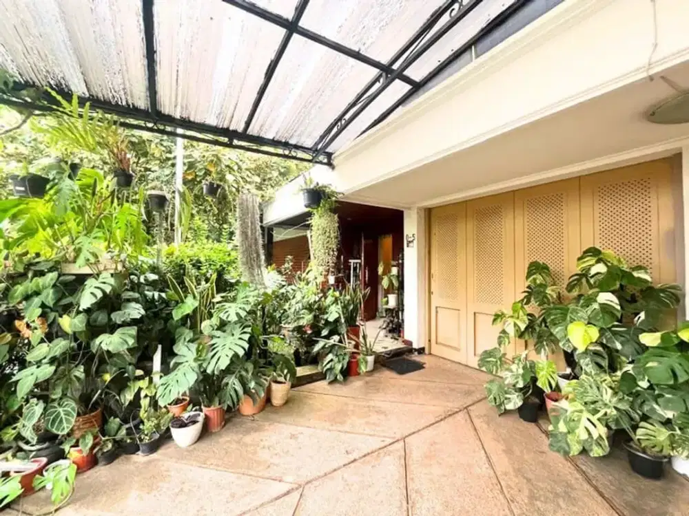Dijual Rumah dalam Komplek yang asri dan tenang di Kalibata Indah Pancoran Jaksel.