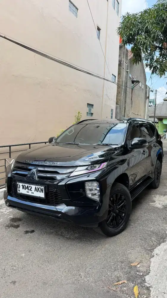 Pajero Dakar 4x2 sunroof 2023