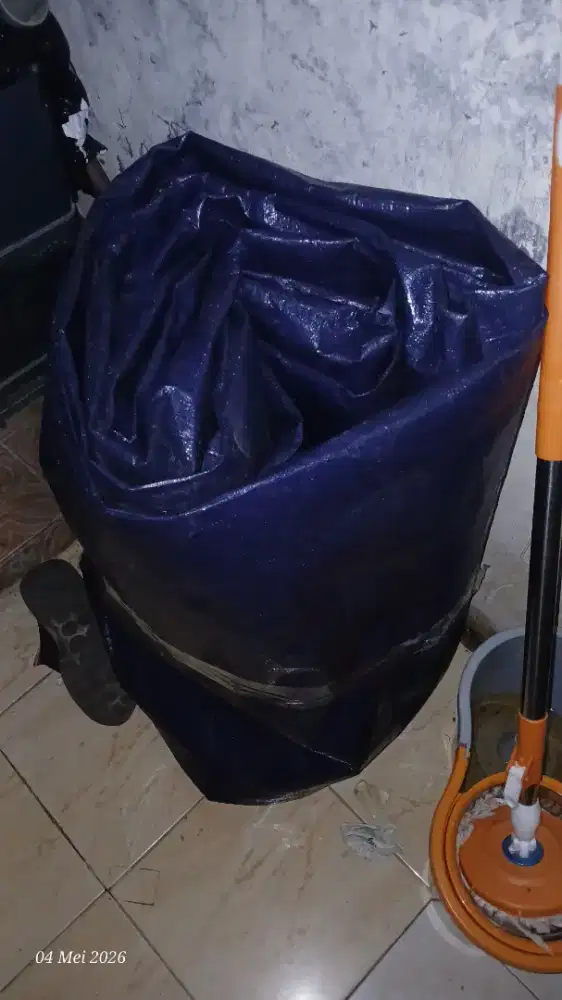 Terpal tebal serbaguna
