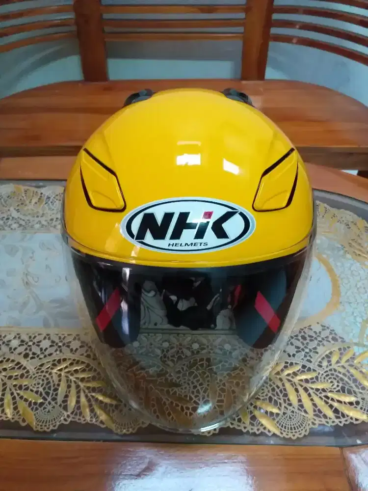 Helm NHK R1 Yellow