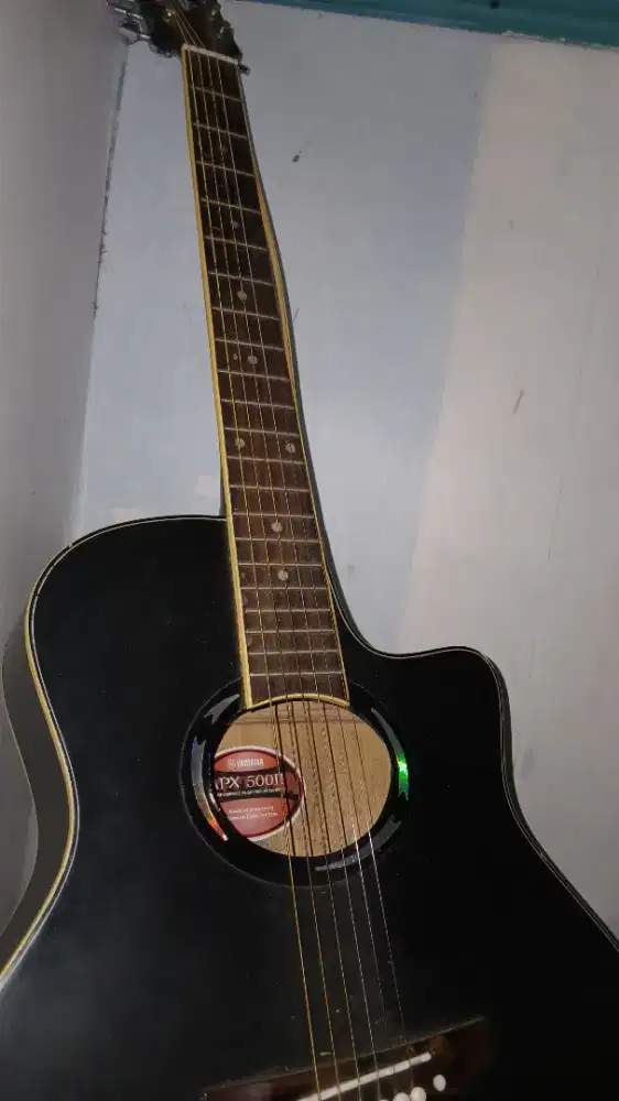 Gitar Yamaha APX500II