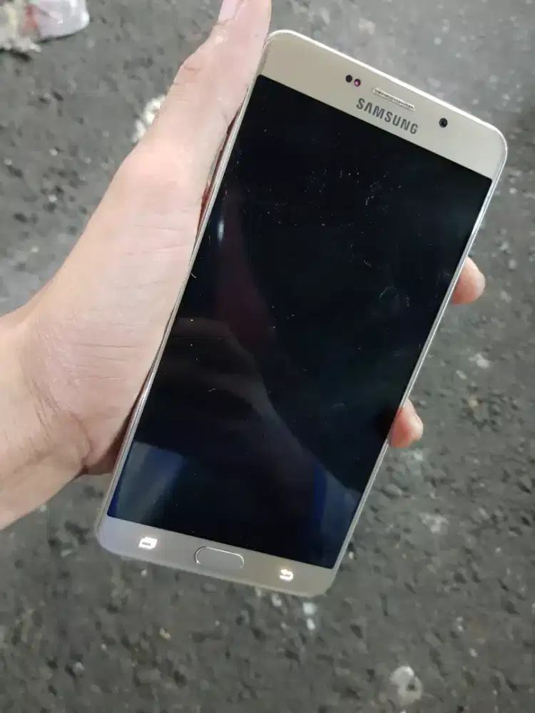Samsung Galaxy A9 pro Minus