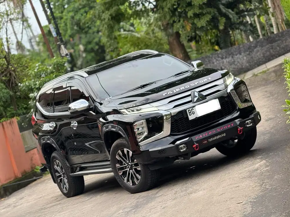 (KM 10 RB) Mitsubishi Pajero Sport Dakar 2.4 Diesel Matic 2023 BG Kota