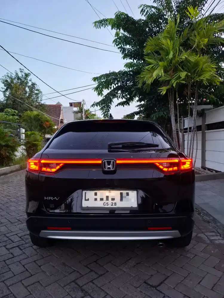 Honda HRV E Sensing 2023 AT CVT Matic Hitam HR-V E Sensing