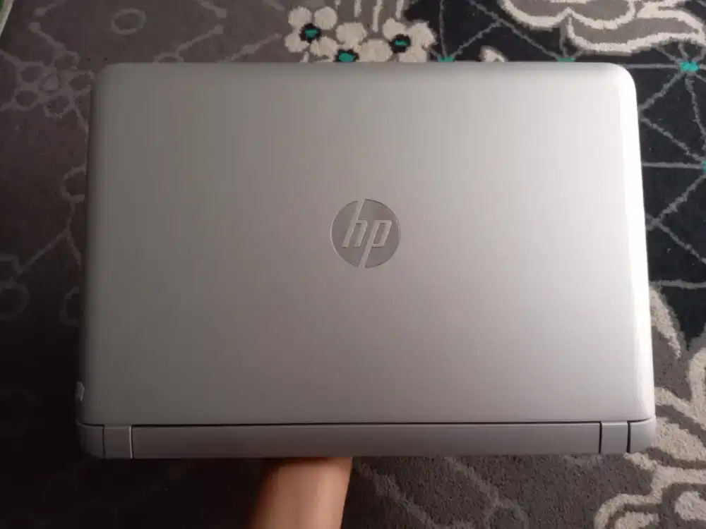 Hp pavilion 14 core i5 gen 6 dual vga invidia