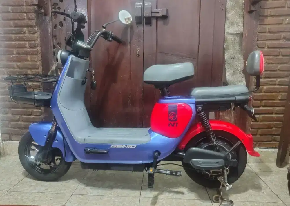Sepeda listrik Genio Easton N1 600 Watt Tinggal pakai