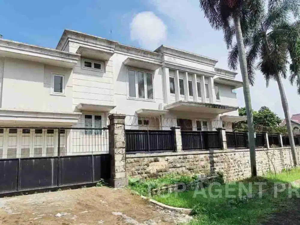 Dijual rumah bagus,luas,hook di Villa Duta.