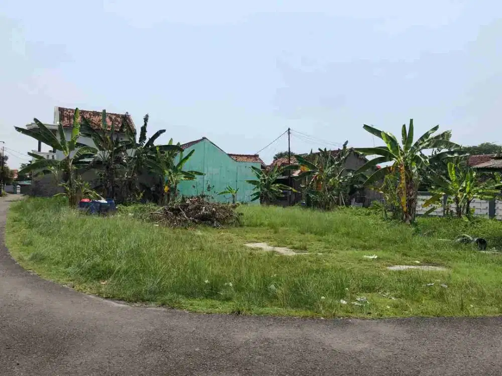 Tanah strategis cocok buat kontrakan gudang atau tempat tinggal