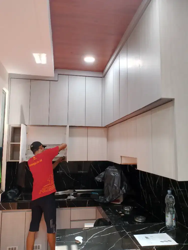 Kitchensett dan furniture custom lainya