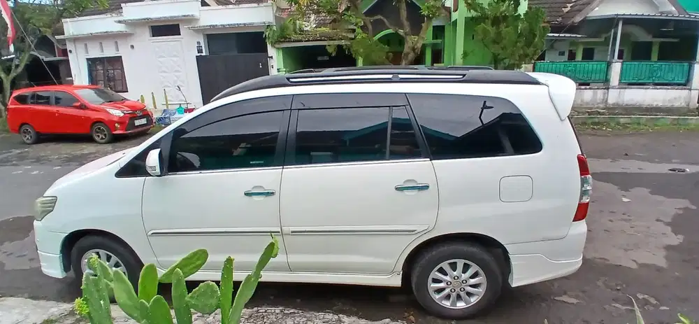 Toyota Kijang Innova 2013 Bensin