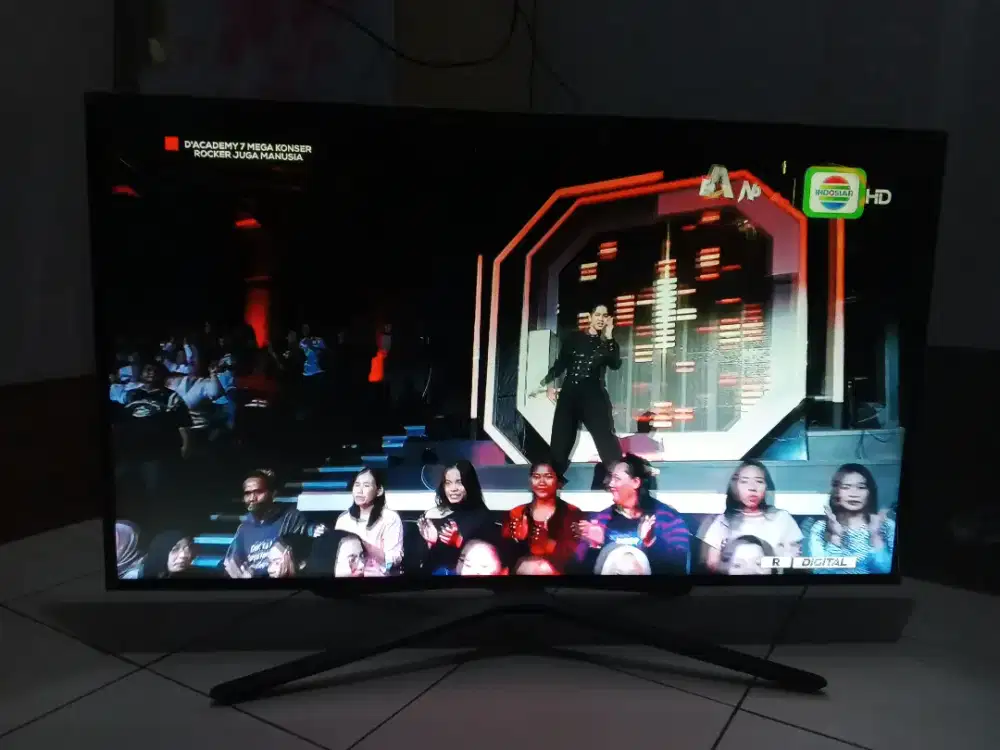 TV Samsung 43 inci jual apa adanya BU
